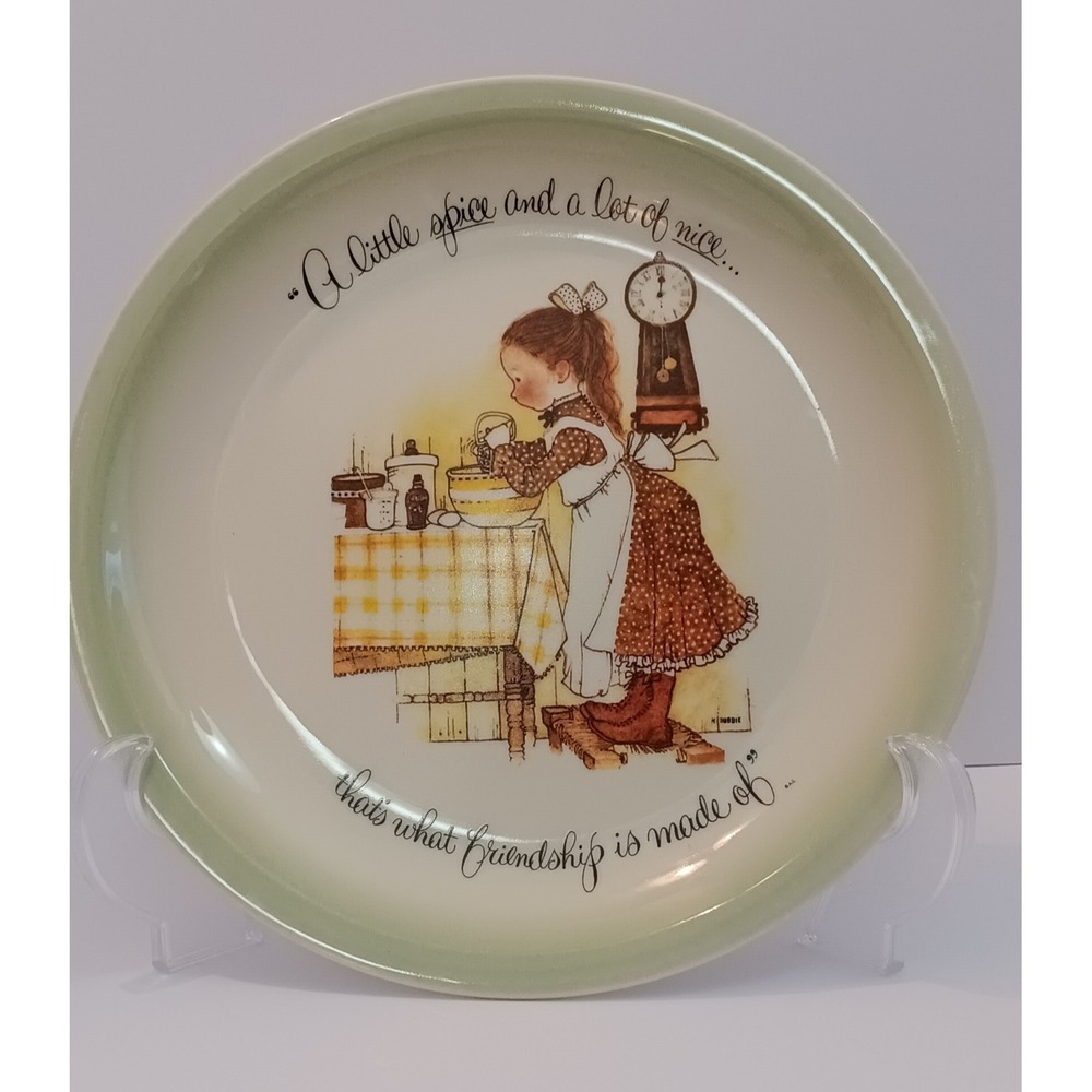 Vintage Holly Hobbie 1972 Plate collectible cottagecore farmcore kitchen 70s